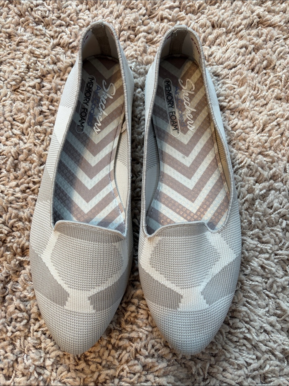 Skechers Women's Slip-On Knit Flats in Light Gray/Beige and White